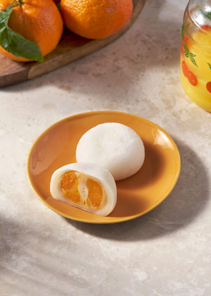 Working with Mochi ball company YUUM Charlie Goodge worked hard to create vibrant and bold imagery that stood out against the competition, Little Moons. Orange Flavour. All Credits go to Charlie Goodge Photography